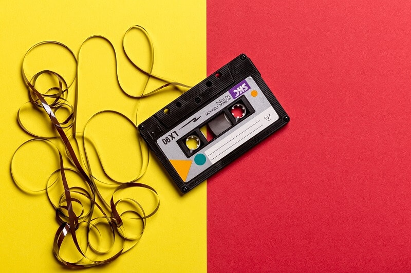 audio-cassette-cassette-tape-1626481-1